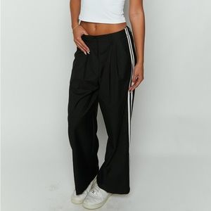 Lioness Off Duty Onyx Pants- Discontinued